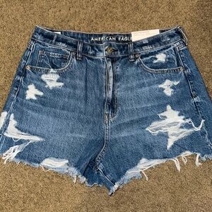 Brand new American eagle mom shorts